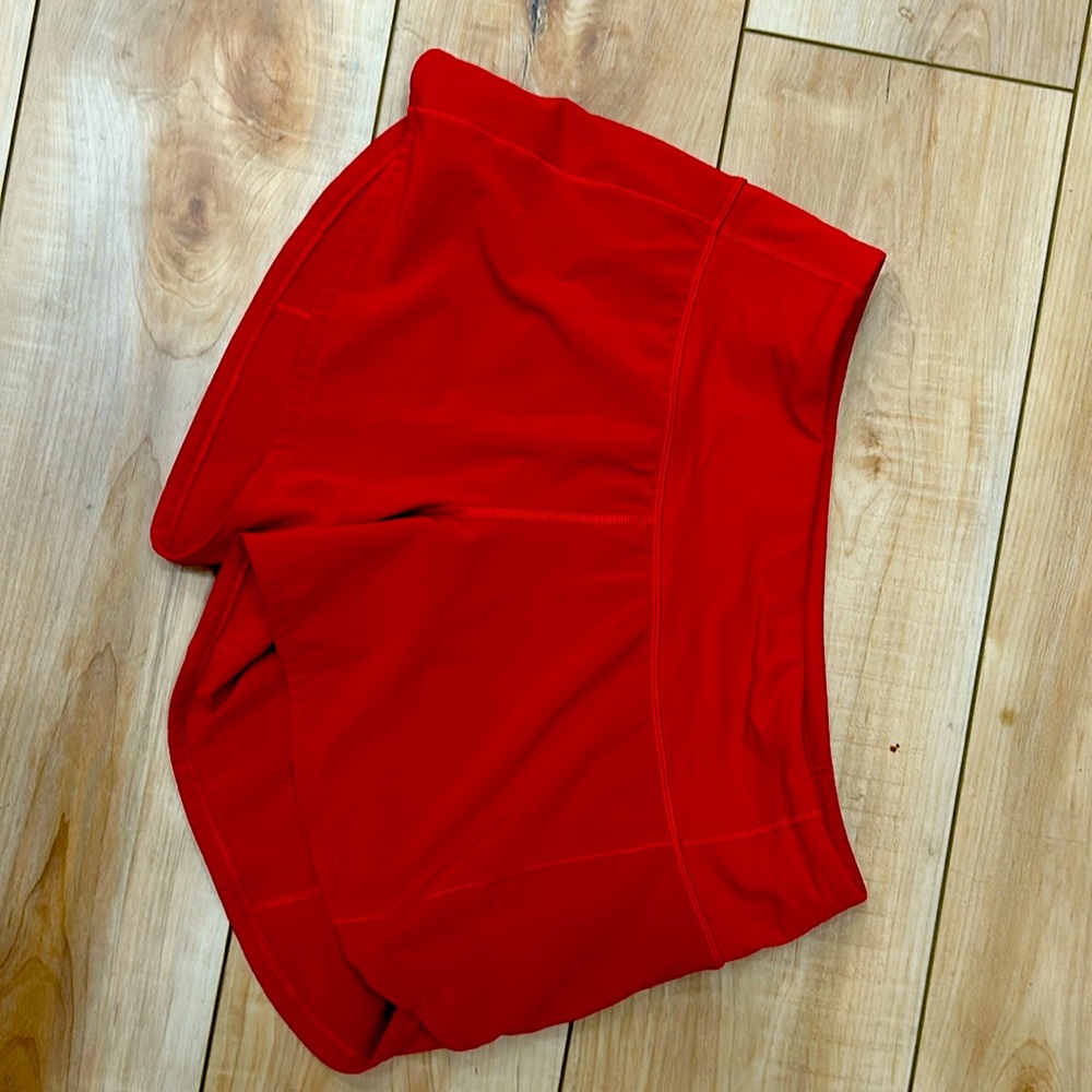 Lululemon shorts size 6